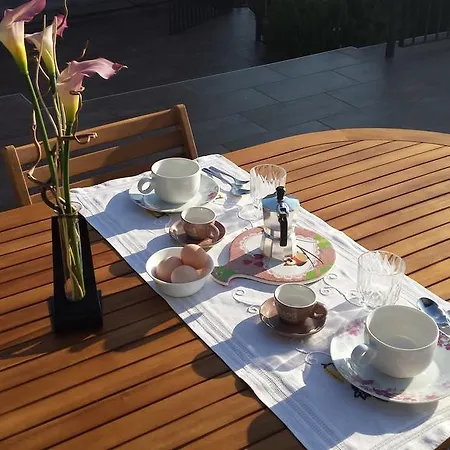 La Civetta Sul Como' La Spezia